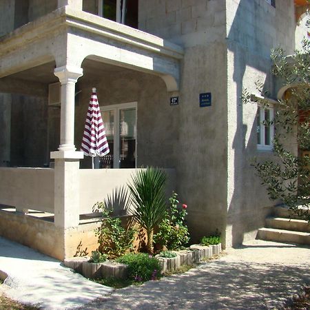 Apartments Pinus 피로바츠 외부 사진